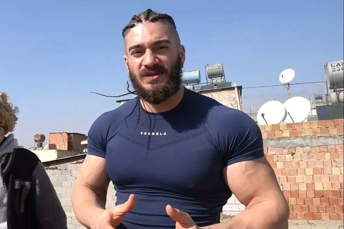 13 yaşındaki hayranına saldıran Testo Taylan gözaltına alındı, savunması dikkat çekti