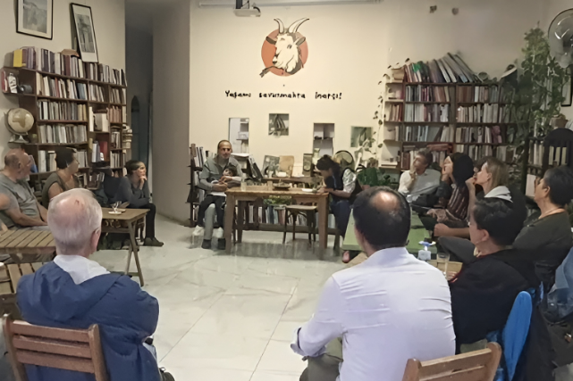 Seferihisar’da Gıda Topluluğu Dayanışmayla Hayat Buldu! Seferihisar’da temiz, adil ve yerel gıdaya erişim için 24 kişi