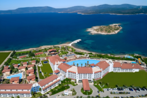 Seferihisar’ın en büyük turizm tesislerinden Royal Teos, TMSF tarafından 4.6