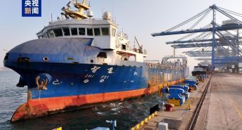 Çin’de insansız kargo gemisi kendi başına limana yanaşmayı başardı