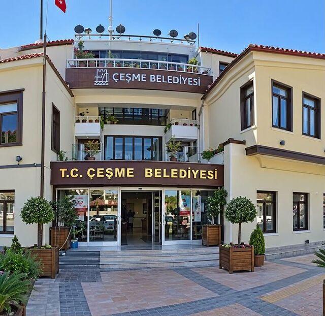 İzmir’in Çeşme ilçesinde belediyeye yönelik rüşvet, irtikap ve suç örgütü