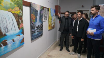 Ürkmez kültür ve sanat festivali kapılarını coşkuyla açtı Sanatın ve kültürün buluşma noktası olan Ürkmez Kültür ve Sanat